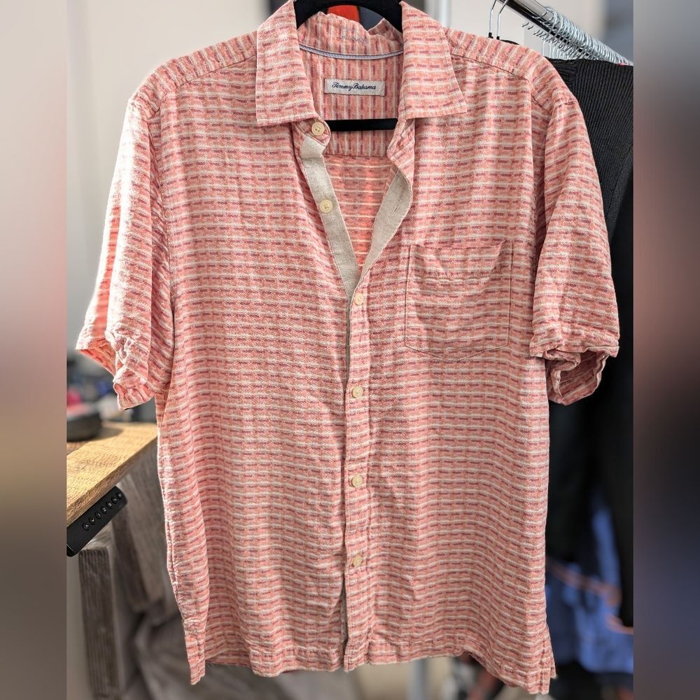 Tommy Bahama 100% Silk Washable Geovanni Flowy Beachy Button Up Collared Shirt
